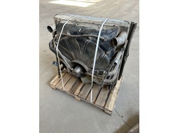 Масляный радиатор для Колёсных экскаваторов Volvo EW140C: фото 4 Масляный радиатор для Колёсных экскаваторов Volvo EW140C: фото 4