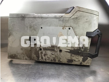 : фото в шапке страницы