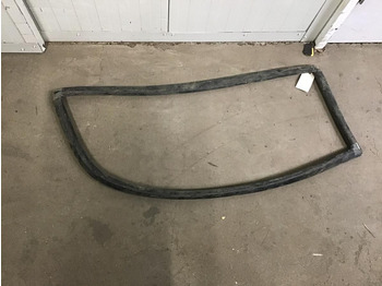 : фото в шапке страницы