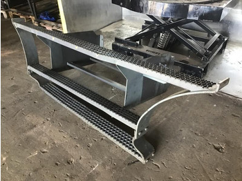 Кабина и интерьер LIEBHERR