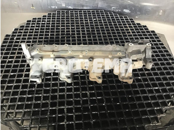 Двигатель и запчасти LIEBHERR