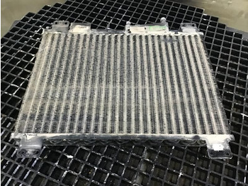 Часть системы кондиционирования Liebherr Airco Condensor: фото 2 Часть системы кондиционирования Liebherr Airco Condensor: фото 2