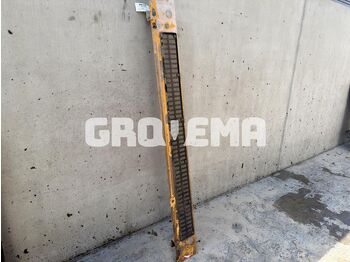 Капот LIEBHERR