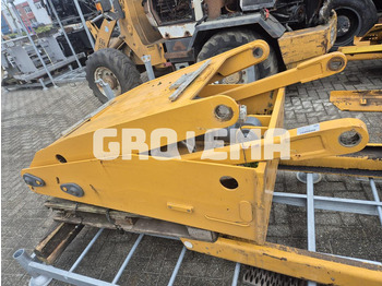 Кабина и интерьер LIEBHERR