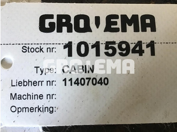 Кабина и интерьер LIEBHERR