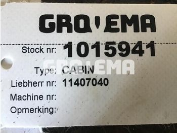 Кабина и интерьер LIEBHERR