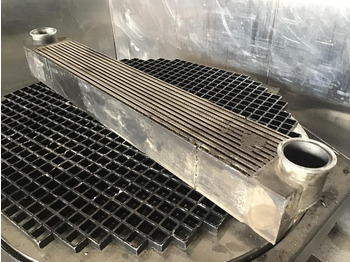 Радиатор LIEBHERR