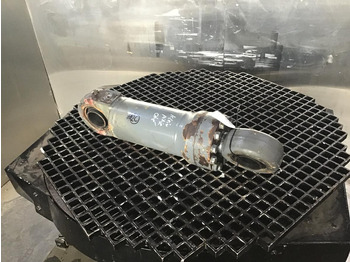 : фото в шапке страницы