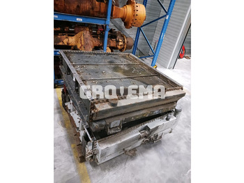 Радиатор LIEBHERR