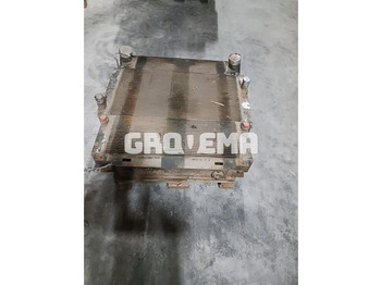 Радиатор LIEBHERR