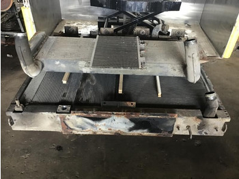 : фото в шапке страницы