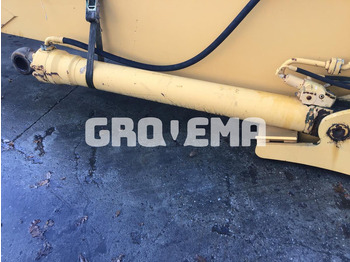 Гидравлический цилиндр LIEBHERR