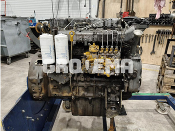 Двигатель LIEBHERR