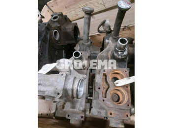 Двигатель и запчасти LIEBHERR