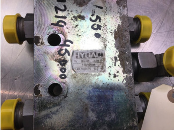 : фото в шапке страницы