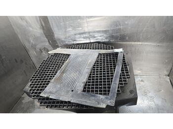 Кабина и интерьер LIEBHERR