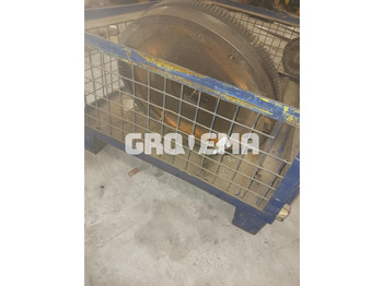 Двигатель и запчасти LIEBHERR