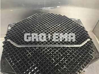 Кабина и интерьер LIEBHERR