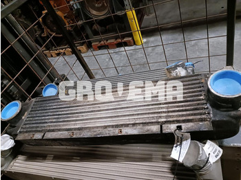 Интеркулер LIEBHERR