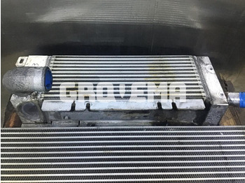 Интеркулер LIEBHERR