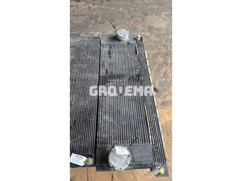 Радиатор LIEBHERR