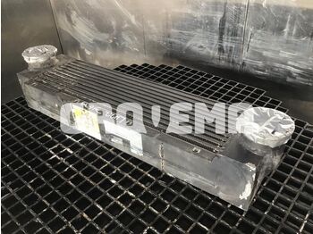 Масляный радиатор Liebherr Intercooler: фото 2 Масляный радиатор Liebherr Intercooler: фото 2