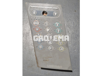 Кабина и интерьер LIEBHERR