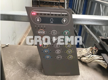 Приборная панель LIEBHERR