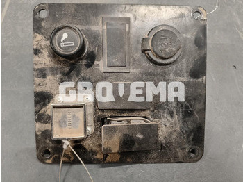 Приборная панель LIEBHERR