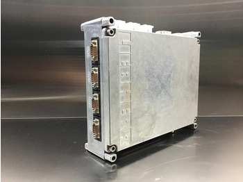 : фото в шапке страницы