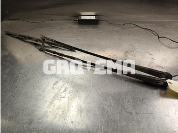 Щетка стеклоочистителя LIEBHERR