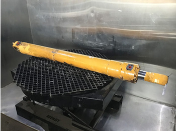 Гидравлический цилиндр LIEBHERR