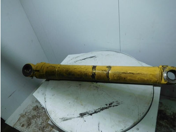 Гидравлический цилиндр Liebherr: фото 3 Гидравлический цилиндр Liebherr: фото 3