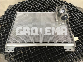 : фото в шапке страницы