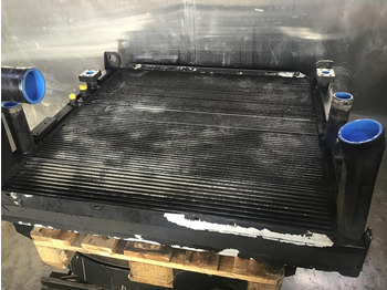 Радиатор LIEBHERR