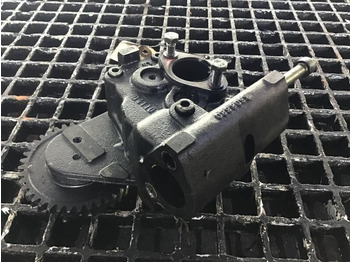 Масляный насос LIEBHERR