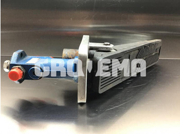 Педаль LIEBHERR