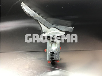 Педаль LIEBHERR