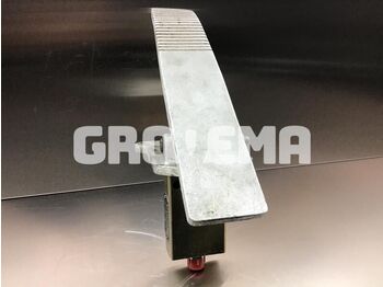 : фото в шапке страницы