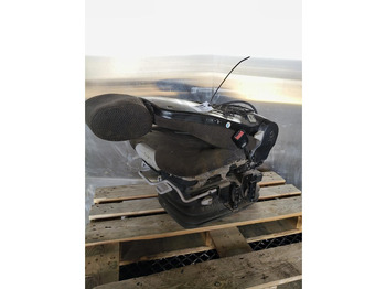 : фото в шапке страницы