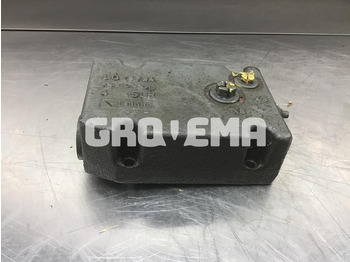 Клапан LIEBHERR