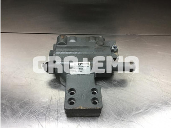 Клапан LIEBHERR