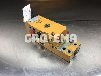 Клапан LIEBHERR