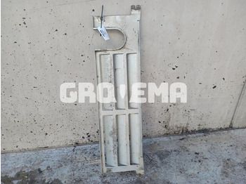 Бампер LIEBHERR