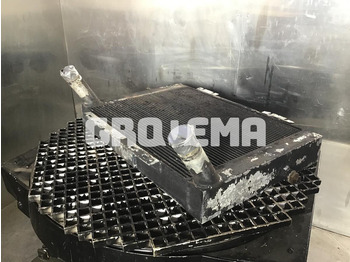 Радиатор LIEBHERR