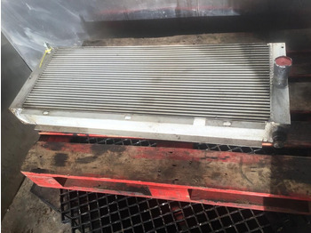 Радиатор LIEBHERR