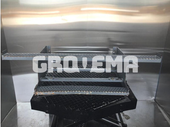 Запчасти LIEBHERR