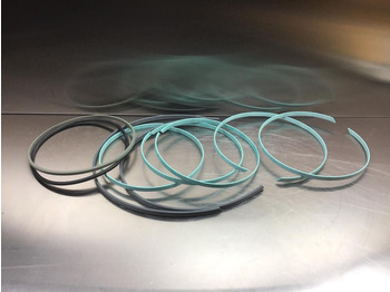 Запчасти LIEBHERR