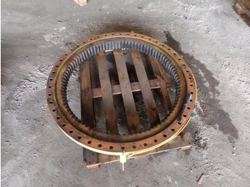 Запчасти LIEBHERR