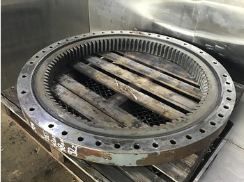 Запчасти LIEBHERR